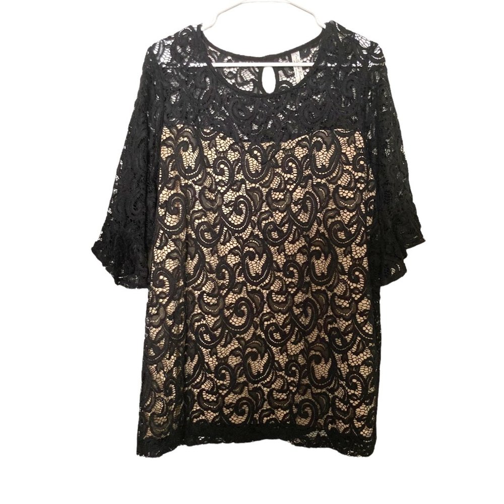 PERSEPTION WOMAN BLACK LACE TOP SIZE 2X